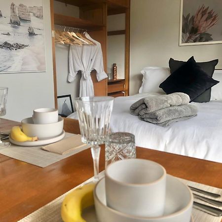 Lovely Budget Vegan Homestay ลอนเชสตัน ภายนอก รูปภาพ