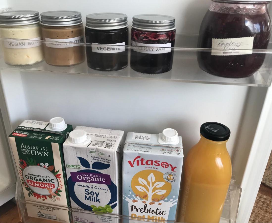 Lovely Budget Vegan Homestay ลอนเชสตัน ภายนอก รูปภาพ